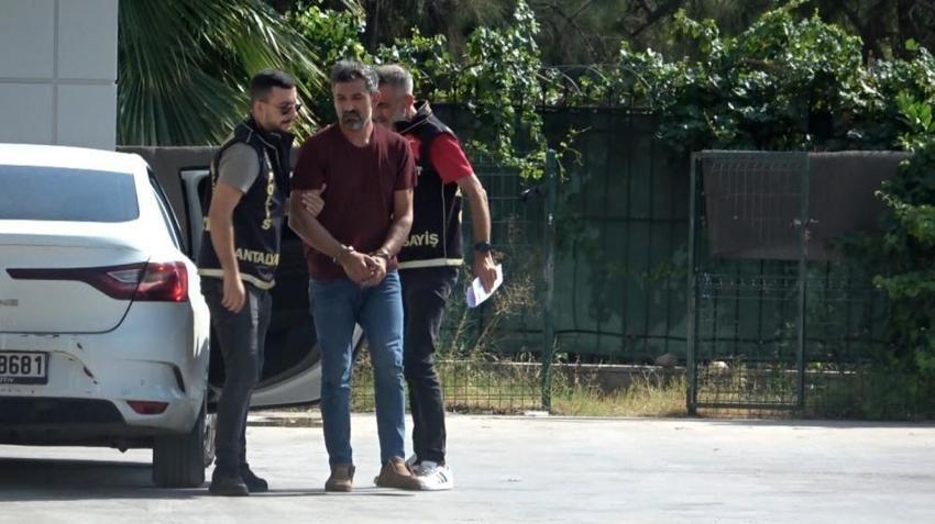 Eski eşi mesaj attı, sevgilisini evde bırakıp öldürmeye gitti! Antalya'da vahşeti itiraf etti