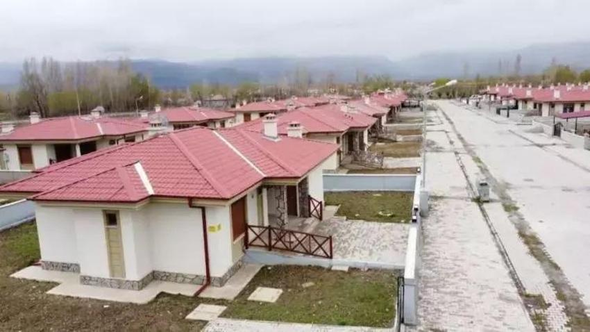 Türkiye'de satışları başladı: 815 bin liraya müstakil bahçeli ev! Başvurular alınıyor