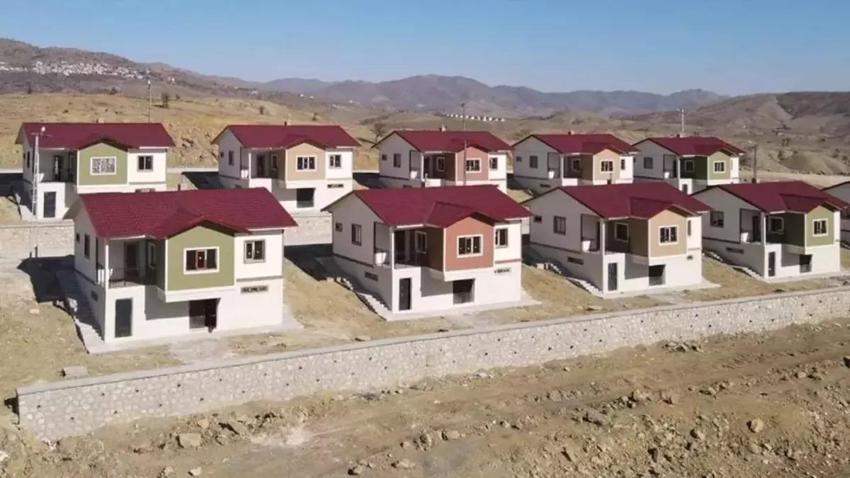 Türkiye'de satışları başladı: 815 bin liraya müstakil bahçeli ev! Başvurular alınıyor