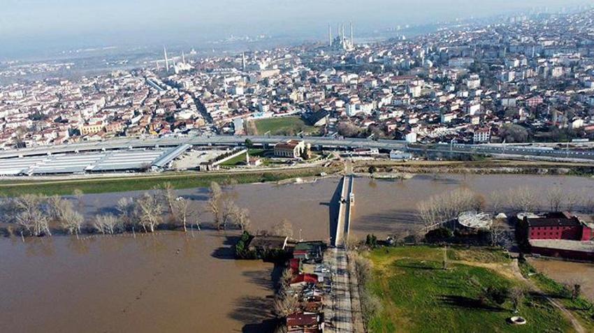 Edirne'de kurak günler geride kaldı! Üretici artık ürünü kuru toprağa ekmiyor