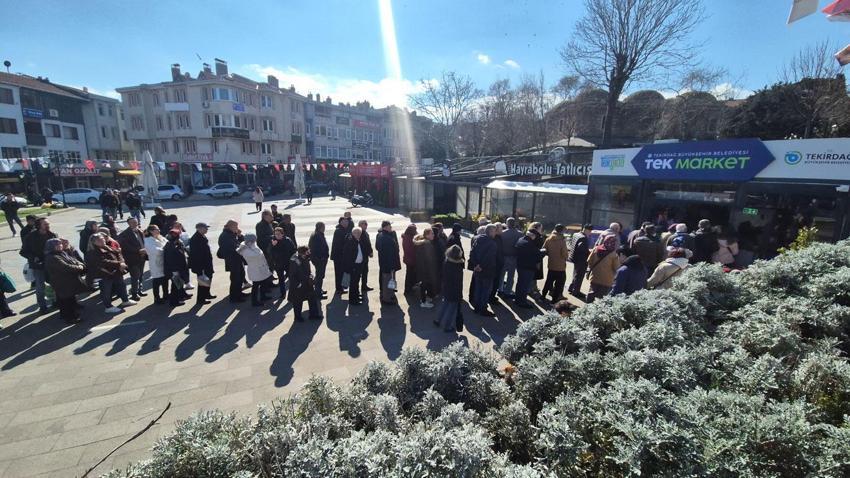 Ucuz fiyatlı et satışı Tekirdağ'da başladı, vatandaşlar yoğun ilgi gösterdi