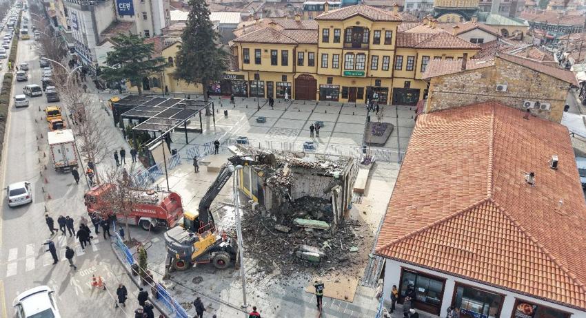 Son bina yıkıldı Çorum'un tarihi silüet gün yüzüne çıktı