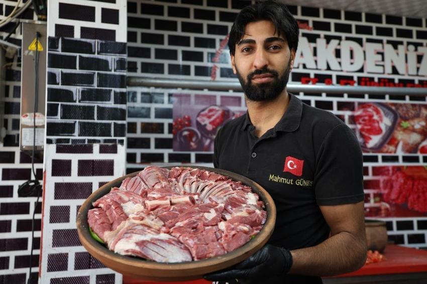 Bir gün önceden sıraya giriyorlar! Resmen tescillendi, iftarda sipariş rekoru kırıyor