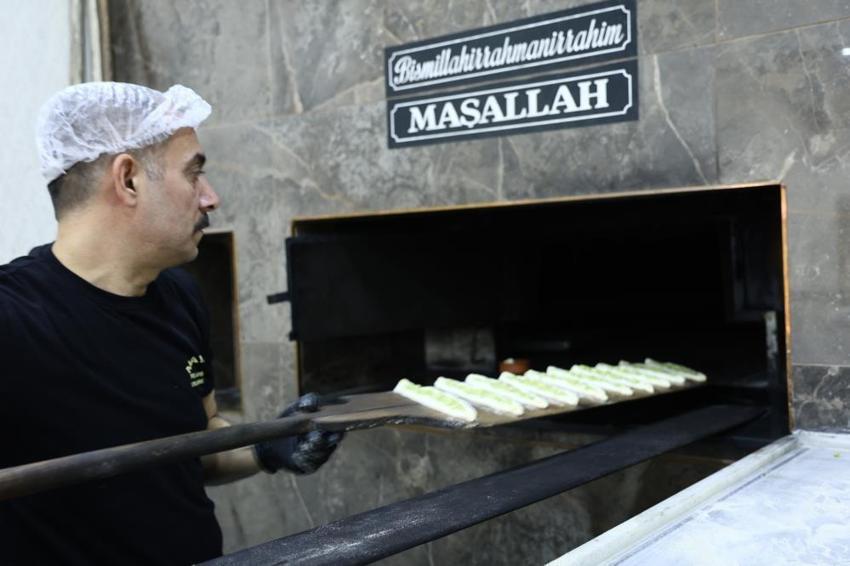 Kahramanmaraş’ın tek bir mahallesinde yapılıyor! İftarın gizli kahramanı: Kapış kapış gidiyor, ustası sırrını verdi