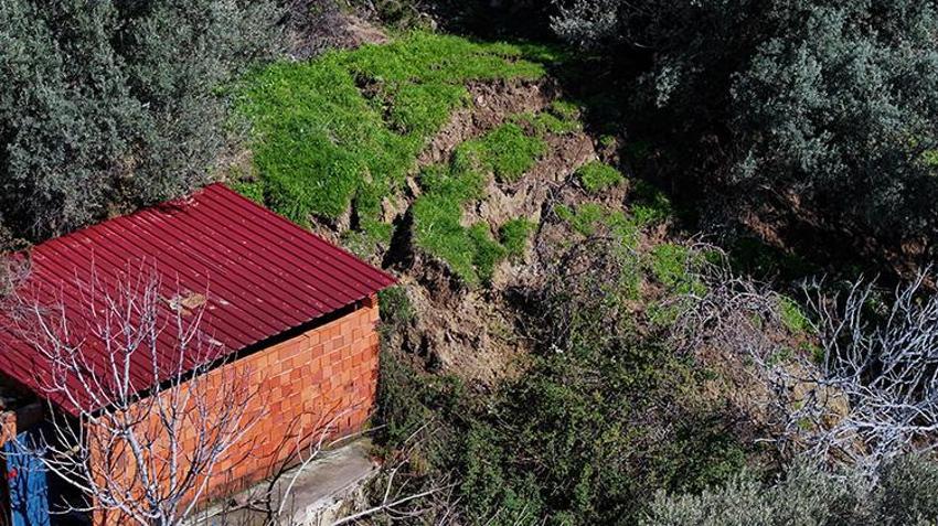 11 gündür muhatap bekliyorlar! İzmir'de bir apartman heyelan kurbanı oldu, ekipler sadece bakıp gitti