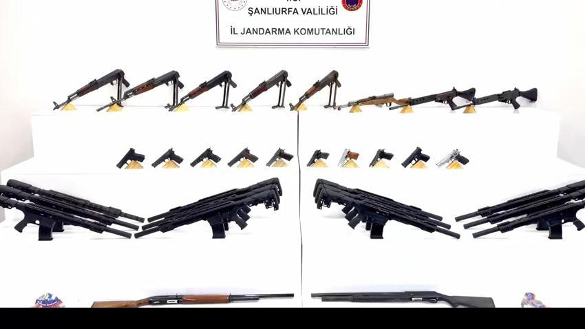 Şanlıurfa Viranşehir’de volkanik bazalt taşlarının altında cephanelik ele geçirildi: 8 gözaltı