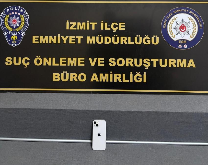 Dolandırmak istediği kişiyi hastaneye çağırıyor! İzmit'te yakalandı