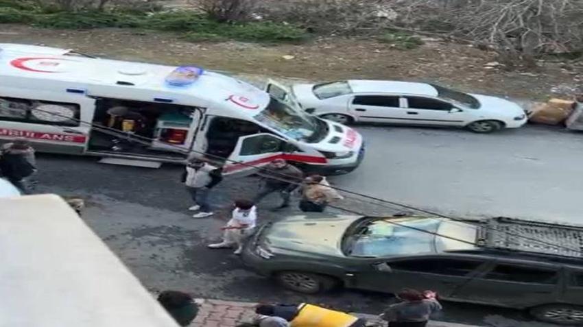 Boşanma aşamasındaki eşini sevgilisiyle görünce dehşet saçtı! Sokak ortasında kanlı hesaplaşma