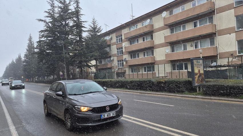 Eskişehir'e kar sürprizi: Haftaya hava şaşırtacak