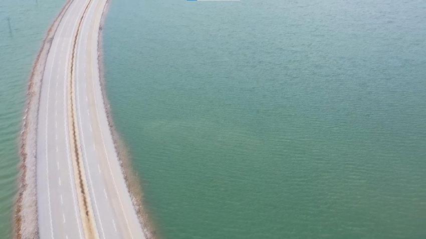 Trafiğe kapatılan yeni Antalya-Konya Karayolu Eynif Ovası'nın son hali dron ile görüntülendi