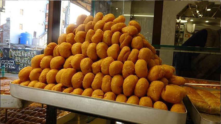 Bursa'da ilk dedesi yaptı! Ramazan'da talep patladı, günde 300 kilo satıyor