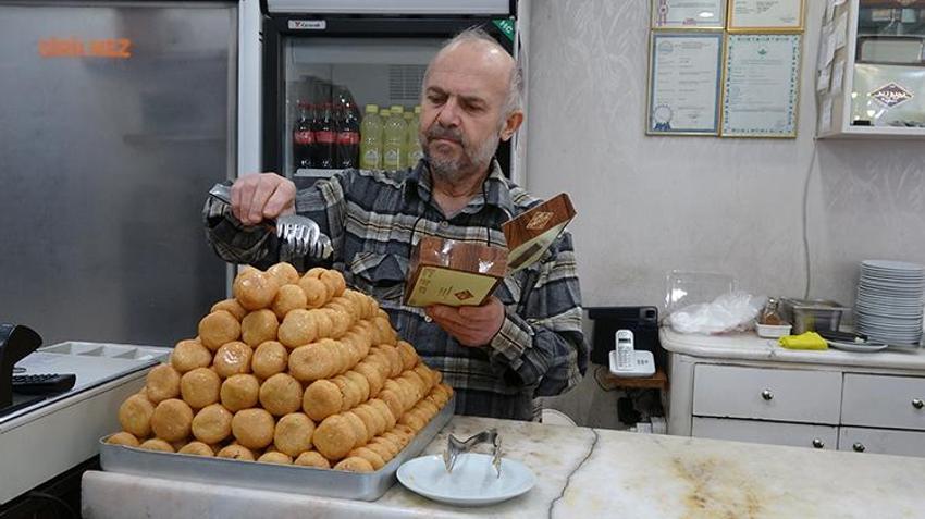 Bursa'da ilk dedesi yaptı! Ramazan'da talep patladı, günde 300 kilo satıyor