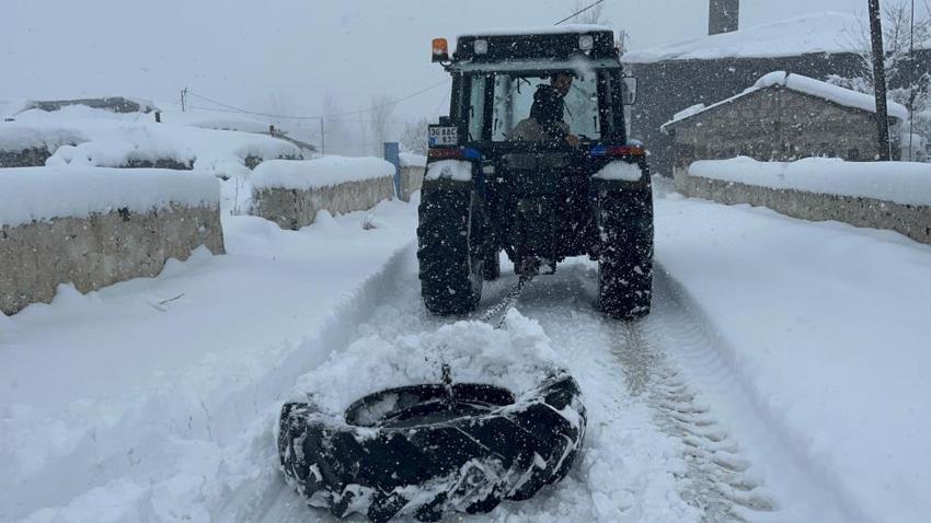 Kars'ta 50 yıl sonra rekor kırıldı! 70 köyde görüldü