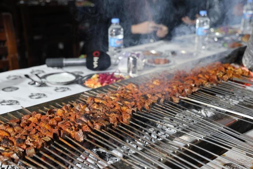 Diyarbakır değil Ciğerbakır! Tescilli lezzet iftar ve sahurda yok satıyor