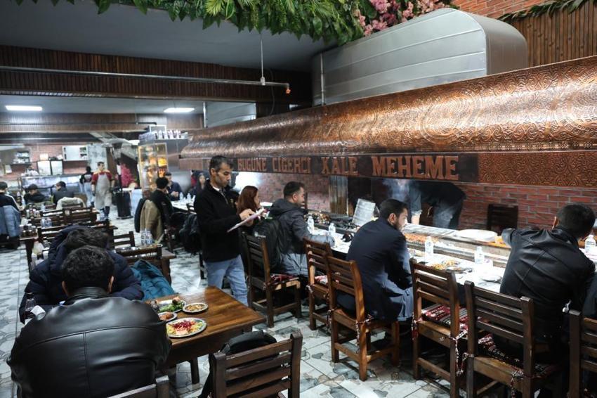 Diyarbakır değil Ciğerbakır! Tescilli lezzet iftar ve sahurda yok satıyor