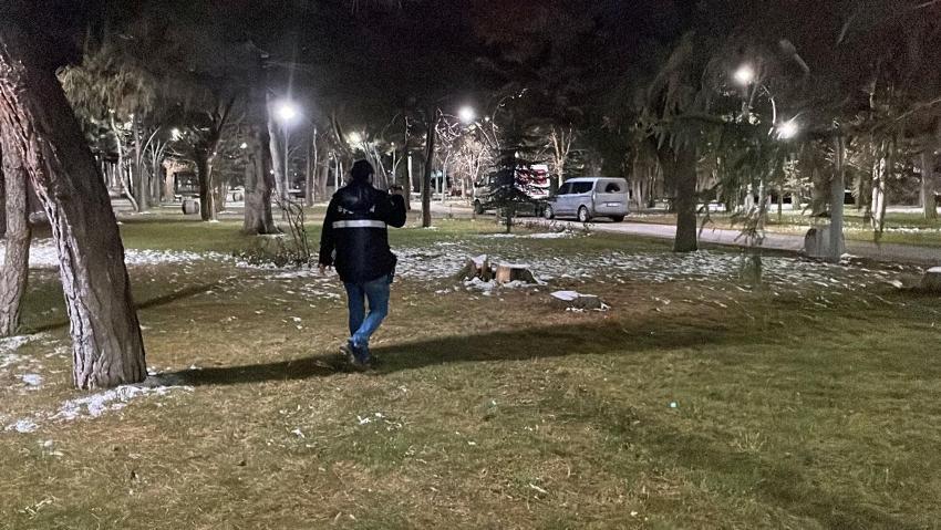 Patlamayan iftar topu paniğe neden oldu: Olay yerine bomba uzmanı ve itfaiye ekipleri sevk edildi