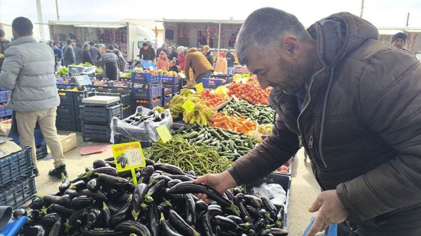 Kar ve sağanak Antalya'yı vurdu patlican fiyatları uçtu: Kilogram fiyatı 80 TL ile 150 TL arasında değişiyor