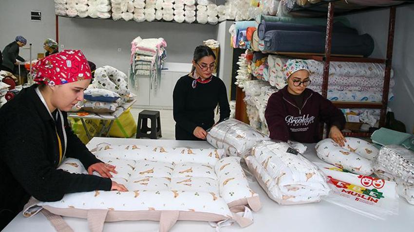 Kadın girişimci evinin bir odasında üretmeye başladı! Siparişlere yetişemeyince atölye açıp 11 personel işe aldı