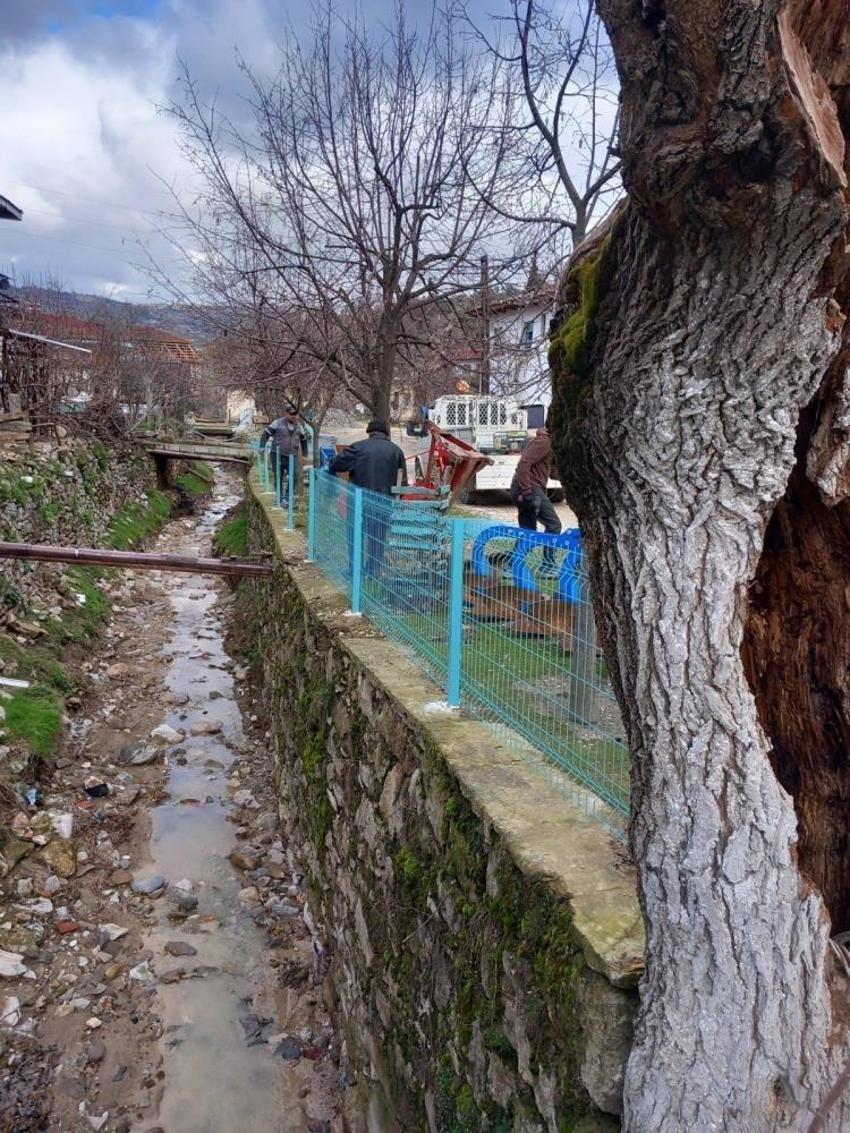 Manisa'da tehlike görüldü: MASKİ yapımına 1 mahallede başladı