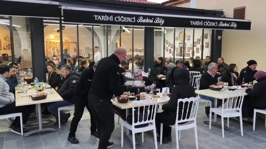 Edirne’de iğne atsan yere düşmüyor: Restorasyon bitti, on binler Selimiye’ye koştu!