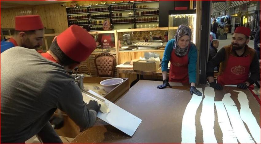 Hatay'da sadece 30 gün üretiliyor! Kilosu 300 TL: Kapıda kuyruk bitmiyor