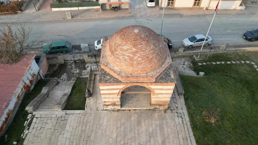 800 yıllık korkunç sır Malatya'yı sardı: Kanlı Kümbet'in tarihi tüyler ürpertiyor