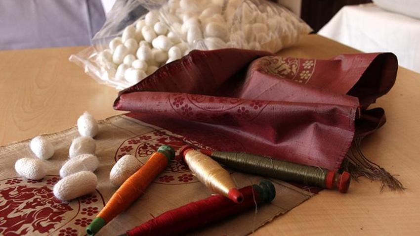 800 yıllık Selçuklu kumaşları Antalya'da yeniden üretilmeye başlandı