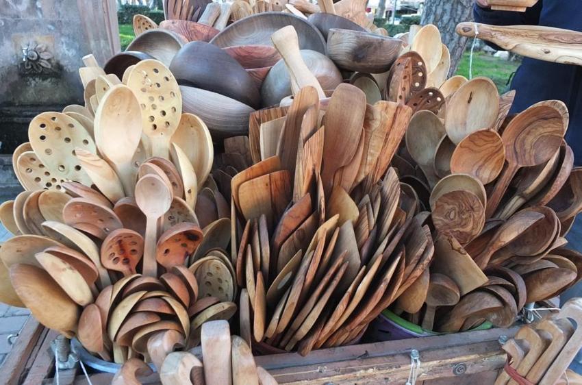 Eskiden yakacak olarak kullanılıyordu, şimdi değeri 500 TL'ye kadar çıktı! Pazarda kapış kapış satılıyor