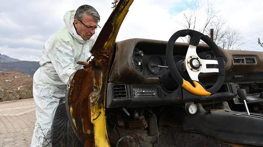 Bilecik'ta baba - oğul atölyeye girip hurda yığınlarını milyonluk klasiklere dönüştürüyor! Yılda 3 adet yapıyorlar: İngiltere'den bile sipariş geliyor