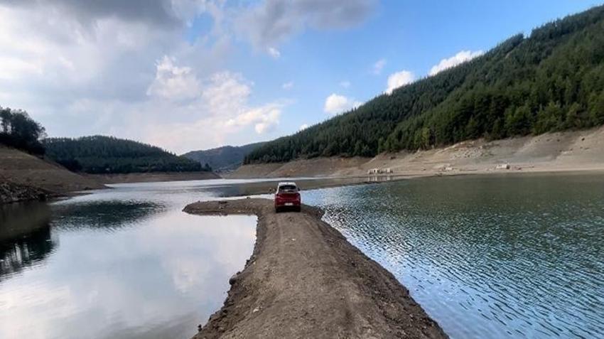 Bursa'da görenler inanamadı! 5 ay önce otomobille geziliyordu, şimdi tekneyle açılıyorlar