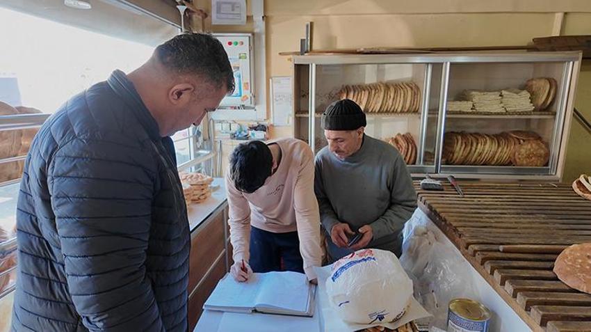 Zimem defteri geleneği geri döndü: İş insanı binlerce ailenin borcunu kapattı!