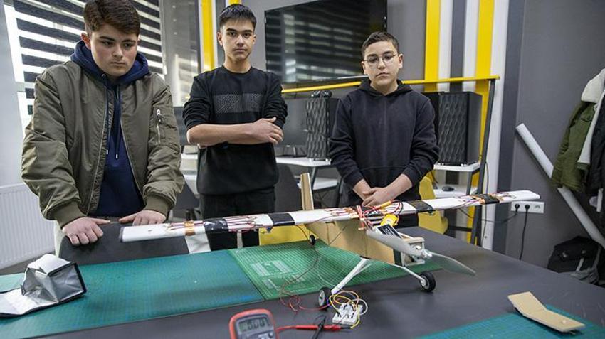 Savunma Sanayine Bolu’dan büyük destek: Uçağın kanadındaki titreşimi elektriğe çevirdiler!