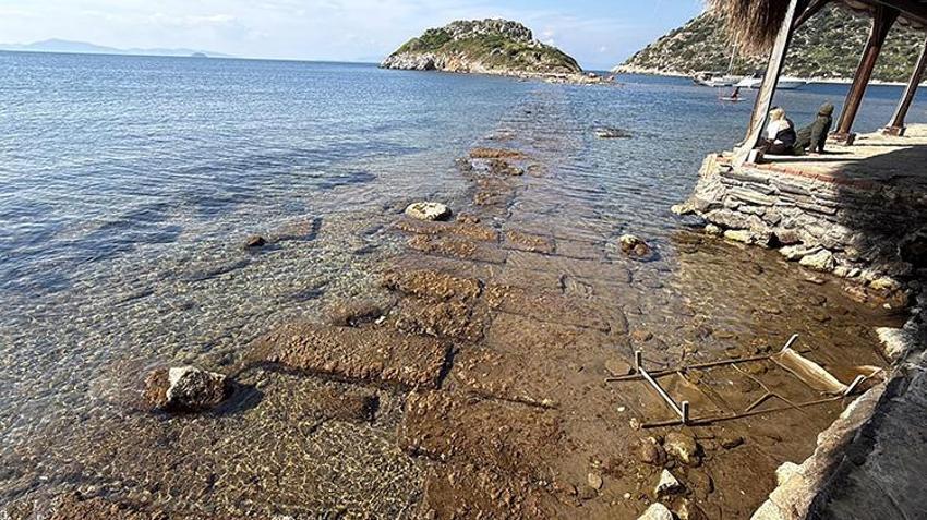 Bodrum'da deniz çekildi, 3 bin 500 yıllık 'Kral Yolu' gün yüzüne çıktı!