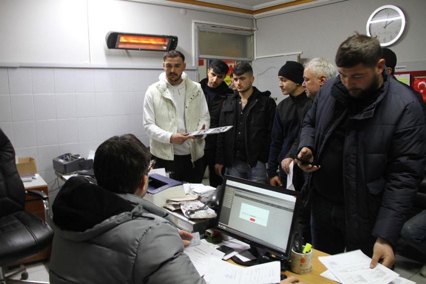 Çarşamba'da ‘app plaka' paniği: Sürücüler şoförler odası önünde kuyruğa girdi