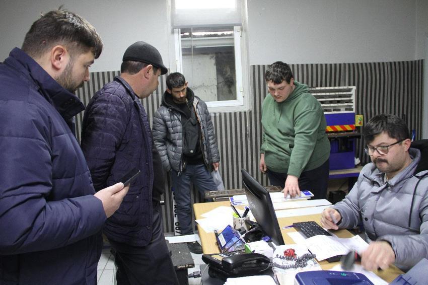 Çarşamba'da ‘app plaka' paniği: Sürücüler şoförler odası önünde kuyruğa girdi