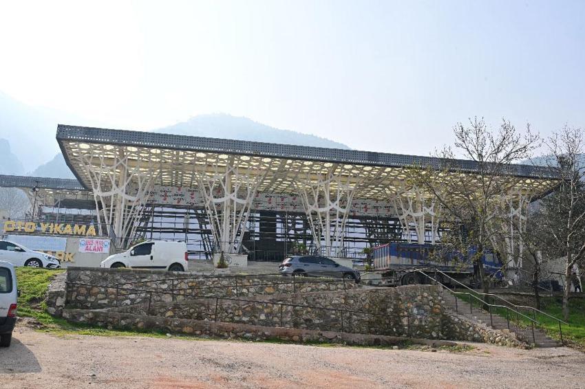 Bursa’ya 5 yıldızlı yeni cazibe merkezi! Piremir'de yol yarılandı