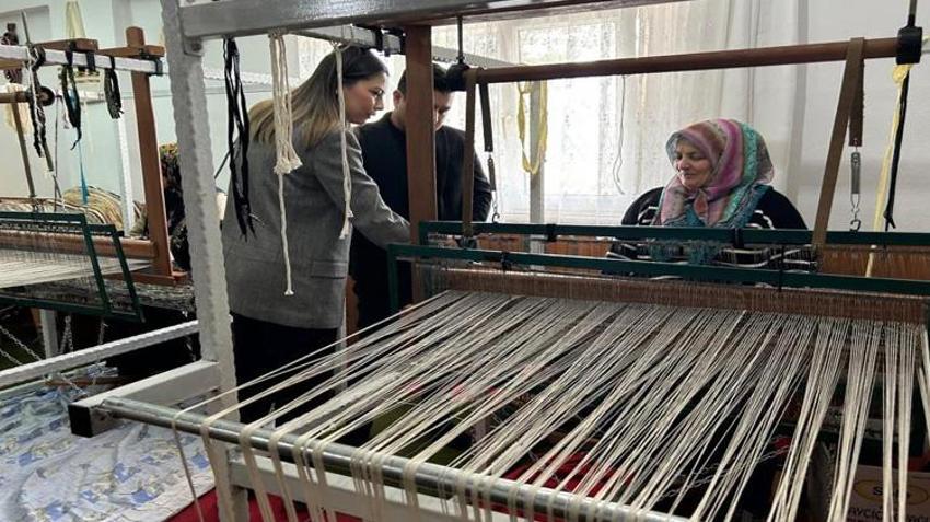 Silopi'de kadınların kazanç kapısı oldu! Geleneksel yöntemle bütçeye batkı sağlıyorlar