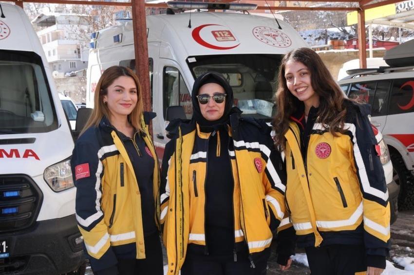 Birçok kurumdan gelen teklifi reddetti, o ilçeyi seçti! Siirt'in tek kadın ambulans şoförü