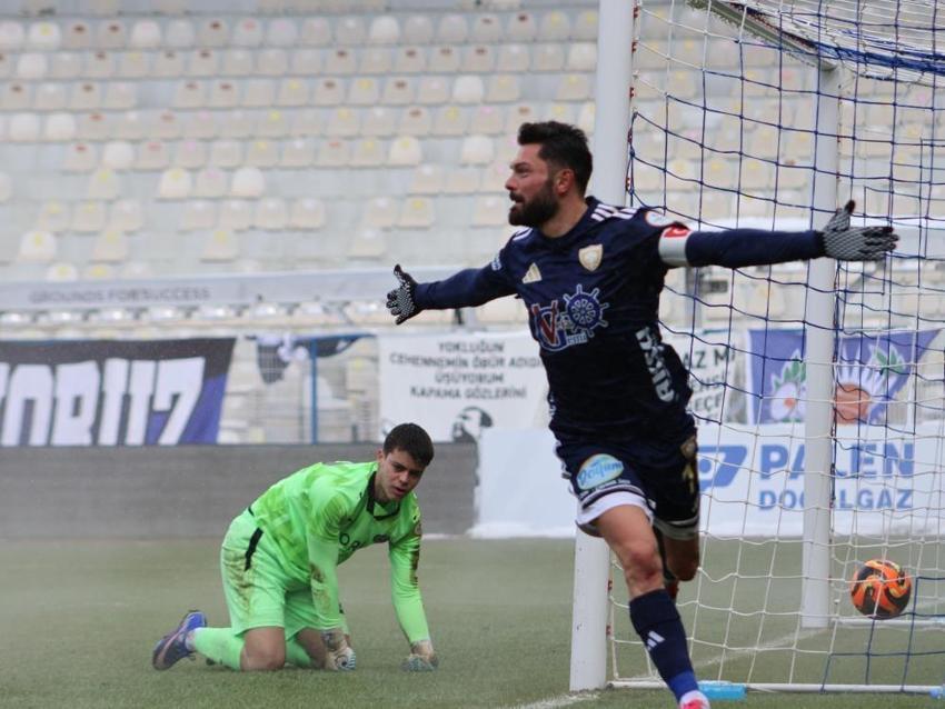 Erzurumspor'da Eren Tozlu çılgınlığı! 19 dakika yetti, 8 gol ile tarihe geçti
