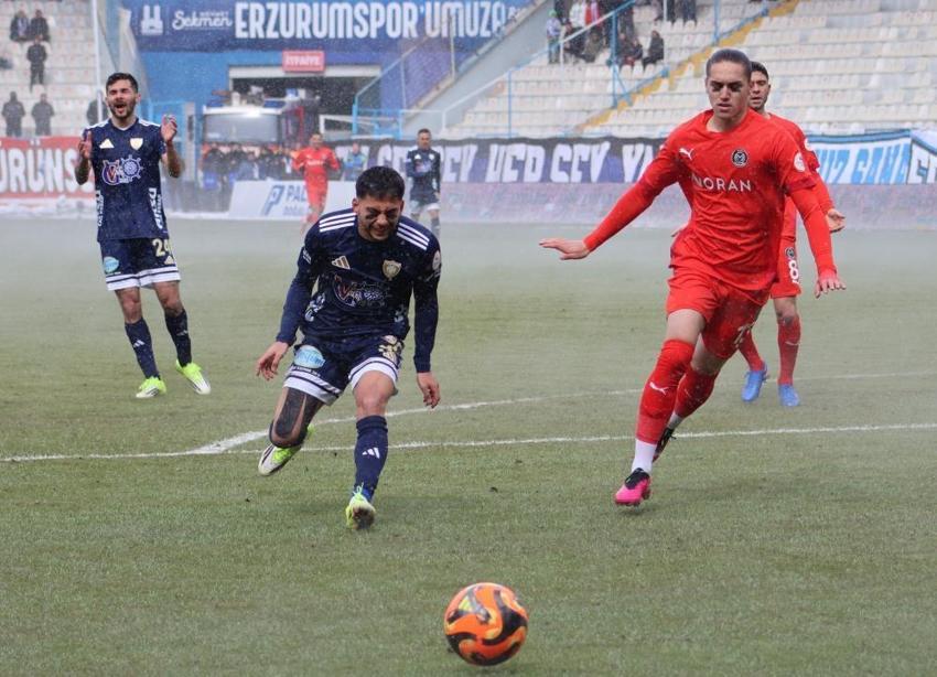 Erzurumspor'da Eren Tozlu çılgınlığı! 19 dakika yetti, 8 gol ile tarihe geçti