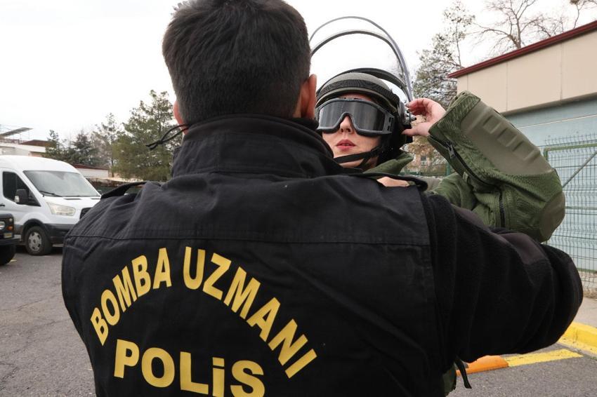 Türkiye'de sadece 3 kadın bu işi yapıyor! Diyarbakır Emniyeti'ndeki kadınlar detaycılıklarıyla olayları aydınlatıyor