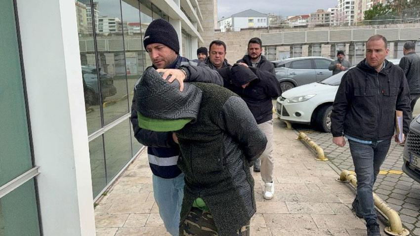 Samsun'un 'Kahraman kurye'si araç kundaklamaktan tutuklandı