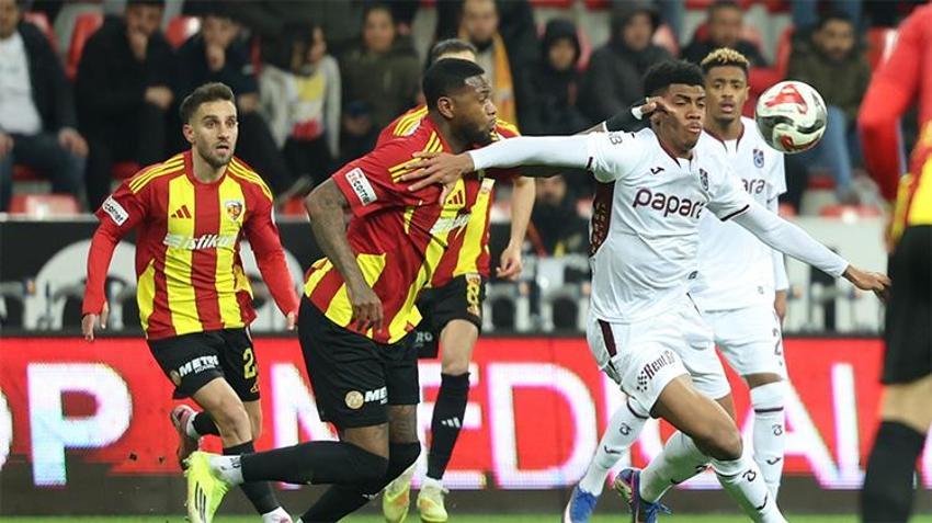 Trabzonspor Kayseri’de fırtına gibi esti! Zirve takibini sürdürdü
