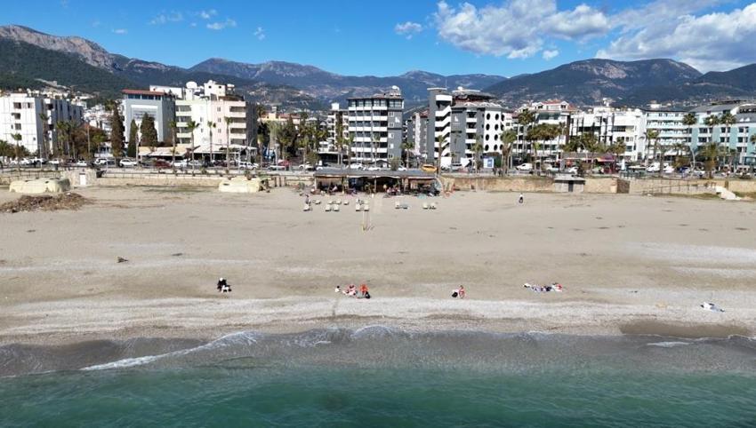 Antalya'da bayram mesaisi erken başladı: Rezervasyon patlaması yaşanıyor: Boş yer kalmadı