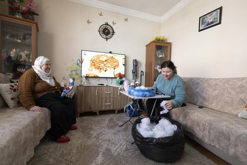 Mersin'de evler birer birer atölyeye dönüştü! Binlerce kadın için yeni kazanç kapısı açıldı