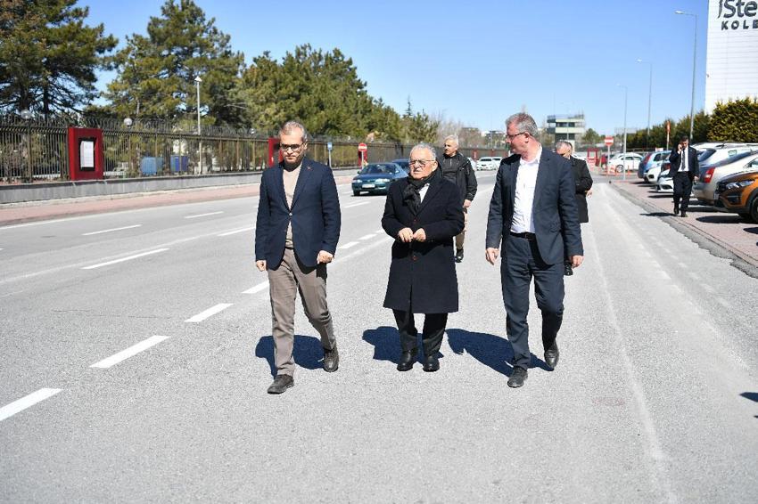 Kayseri Büyükşehir Belediye Başkanı Büyükkılıç'tan müjde: Kartal Kavşağı alternatif yolumuzu açtık