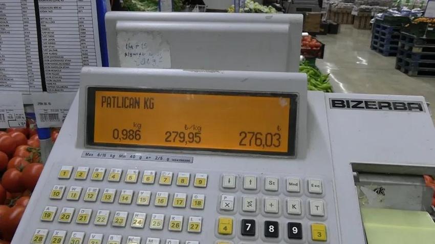 Patlıcanın fiyatı rekor kırmaya devam ediyor! Tezgahlar çıldırdı