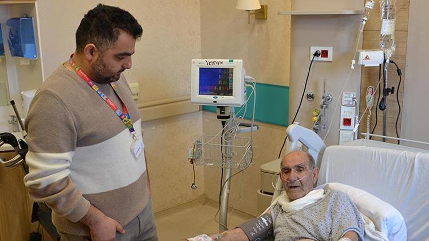 Lavabo açarken hastanelik oldu: 79 yaşındaki Halis Amca’nın acı tecrübesi: Bir paket döktü, hayatı karardı
