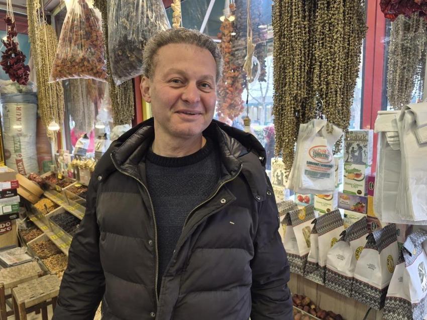 Eskişehir'de aktarların yeni gözdesi oldu: Her derde deva, vatandaşlar gramla alıyor: Kilosu 3.500 TL!