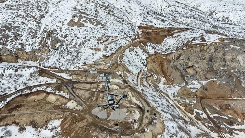 Sivas'ta 100 Milyon TL’lik yatırımla kurulan tesislerde yeni sezonun ilk patlatması yapıldı